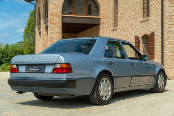 Mercedes-Benz 500 E 1992 47390