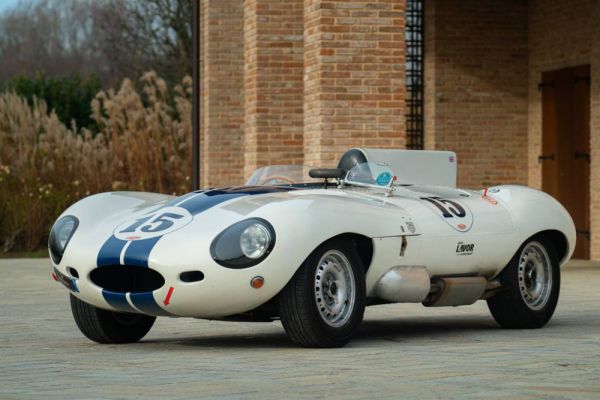 Jaguar D-Type 1977 47542