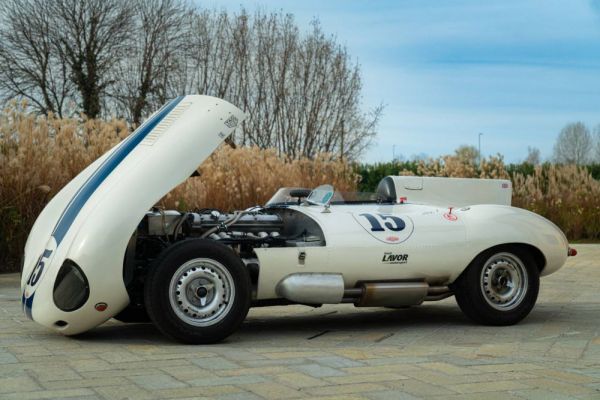 Jaguar D-Type 1977 47553