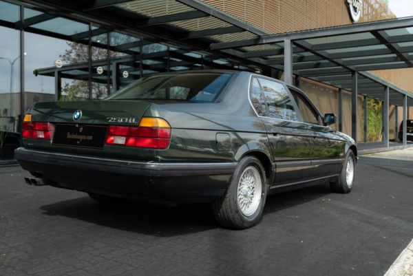 BMW 750iL 1989