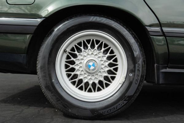 BMW 750iL 1989 47845