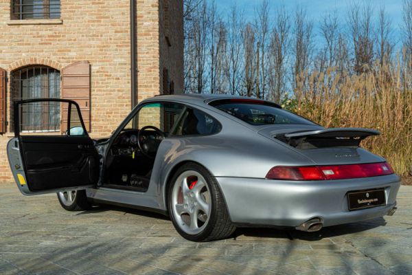 Porsche 911 Carrera 4S 1996 48058