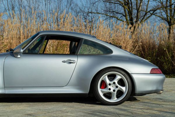 Porsche 911 Carrera 4S 1996 48059