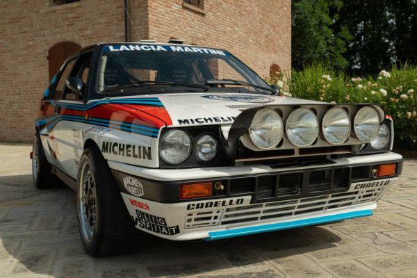 Lancia Delta HF Integrale 1989 48068