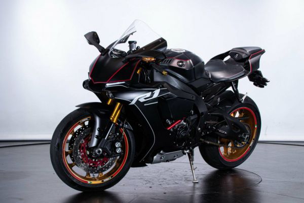 Yamaha YZF-R1 2015 72214