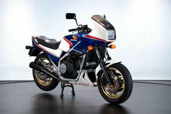 Honda VF 750 1983 72454