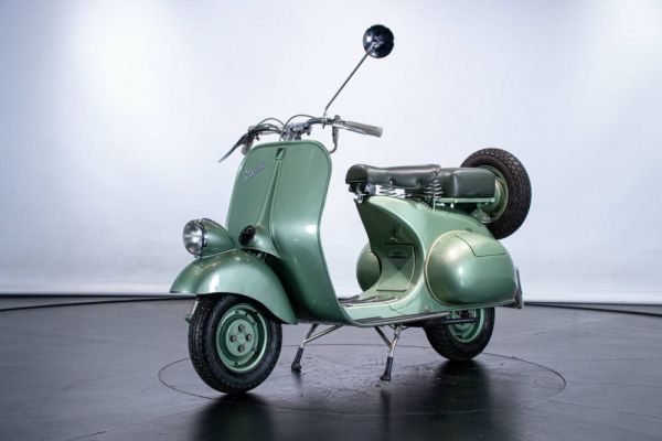 Piaggio Vespa 125 1951 72568