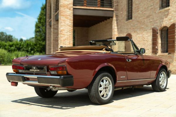 Fiat 124 Pininfarina Spidereuropa 1985 75375