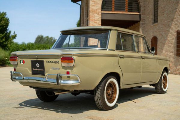 Fiat 1500 1963 75816