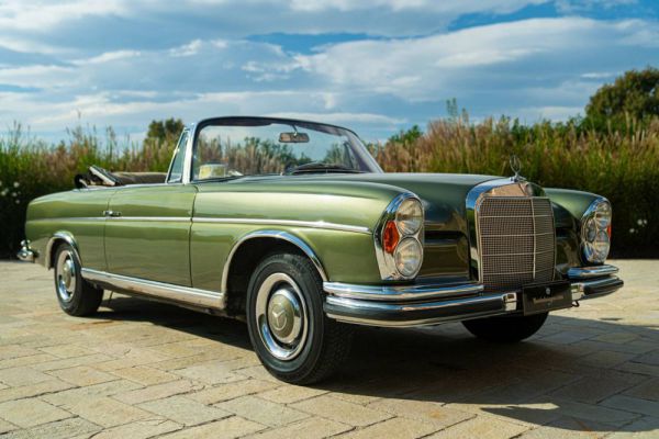 Mercedes-Benz 220 SE b 1964 98648