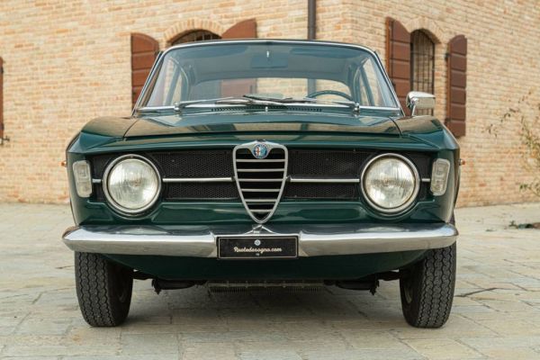 Alfa Romeo Giulia GT 1300 Junior 1966 106013