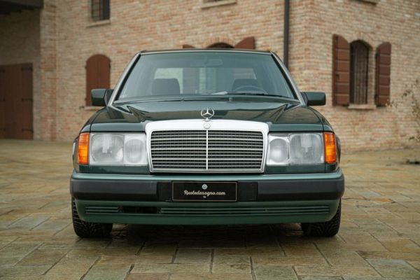 Mercedes-Benz 200 D 1990 108773