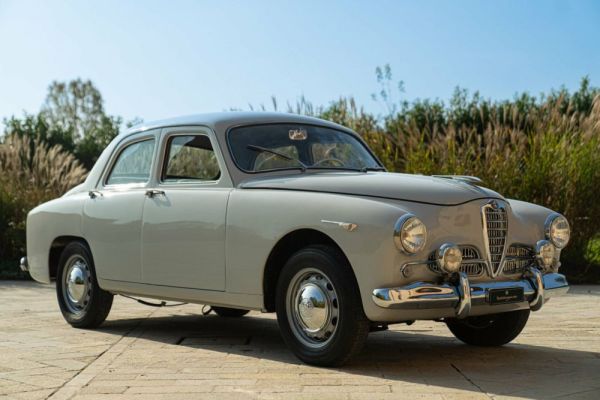 Alfa Romeo 1900 Super Berlina 1955 109475