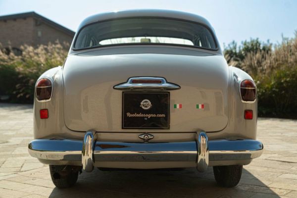 Alfa Romeo 1900 Super Berlina 1955 109480