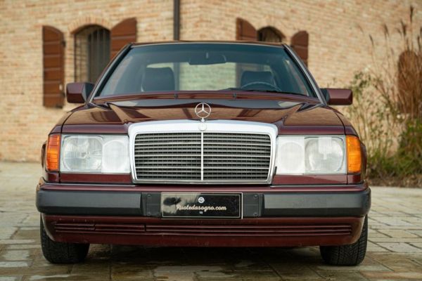 Mercedes-Benz 300 CE-24 1991 109482