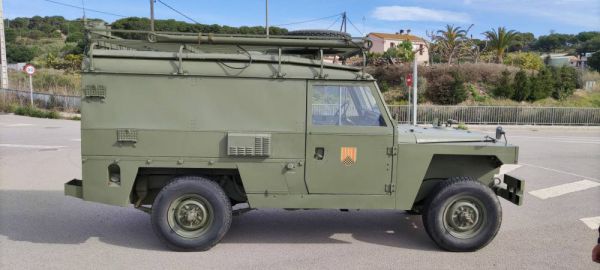 Land Rover 109 1982 66589