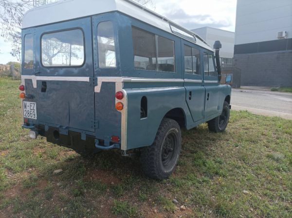 Land Rover 109 1980 66596