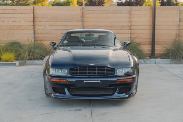 Aston Martin V8 Vantage V550 1996 70182