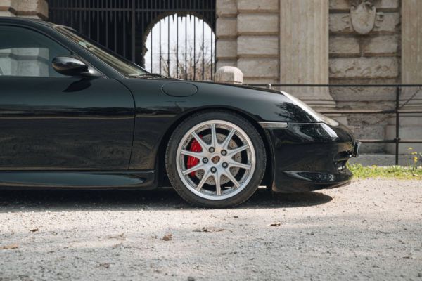 Porsche 911 GT3 2000 86031