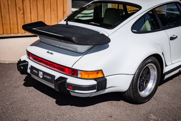 Porsche 911 Turbo 3.3 Flatnose 1982 63036