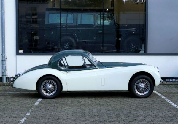 Jaguar XK 120 FHC 1953