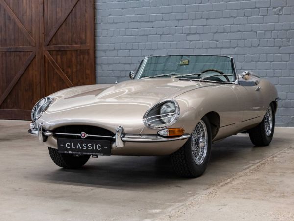 Jaguar E-Type 3.8 1964 102100