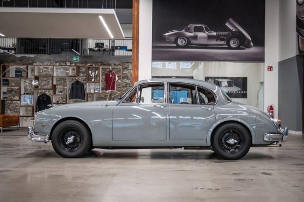 Jaguar Mk II 3.8 1962 105679