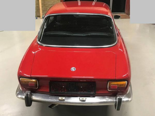 Alfa Romeo Giulia 1600 GT Junior 1975 97099