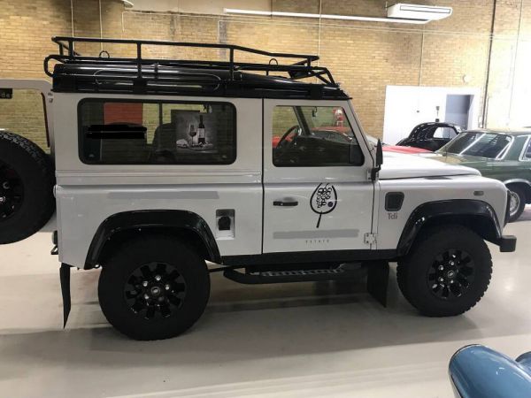 Land Rover Defender 90 1998 97178