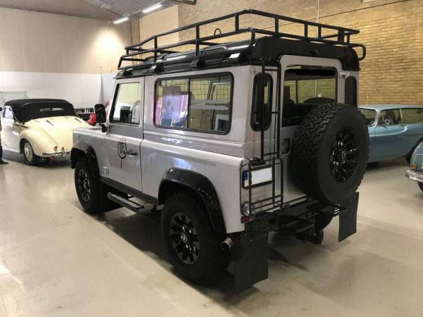 Land Rover Defender 90 1998 97181