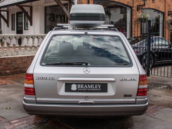 Mercedes-Benz 300 TE 4-Matic 1991 88131