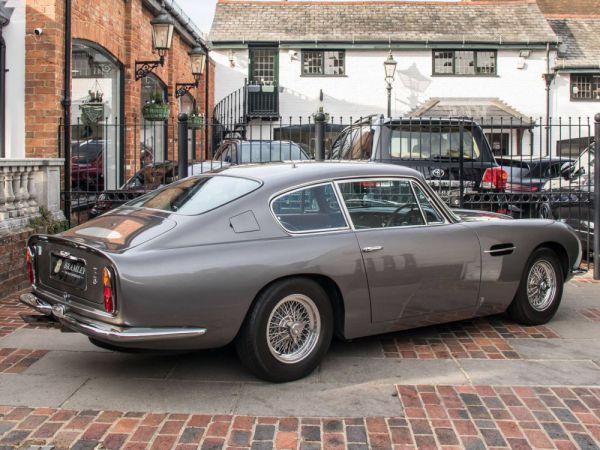 Aston Martin DB 6 1970 88176