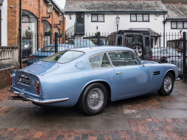 Aston Martin DB 6 Vantage 1971 88190