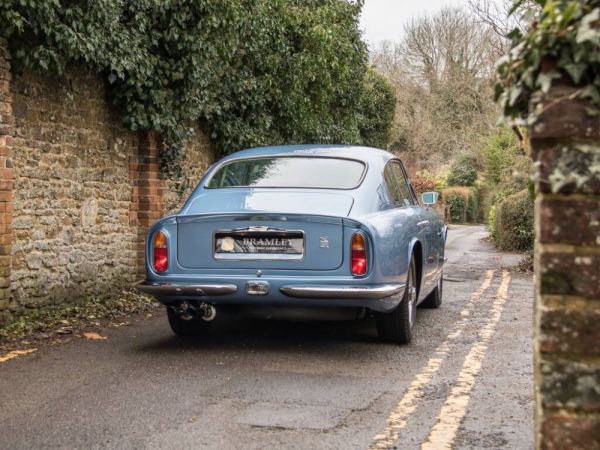 Aston Martin DB 6 Vantage 1971 88193