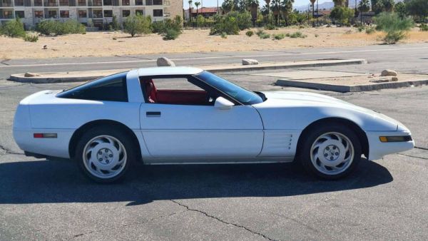 Chevrolet Corvette 1992 90258