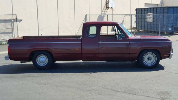 Dodge Ram 1977 104493