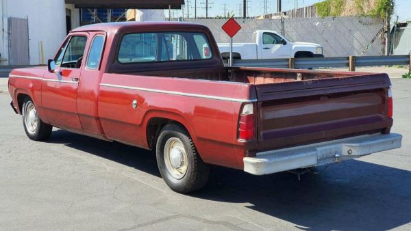 Dodge Ram 1977 104494