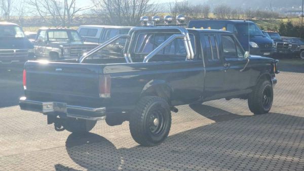 Ford F-250 1987 108027