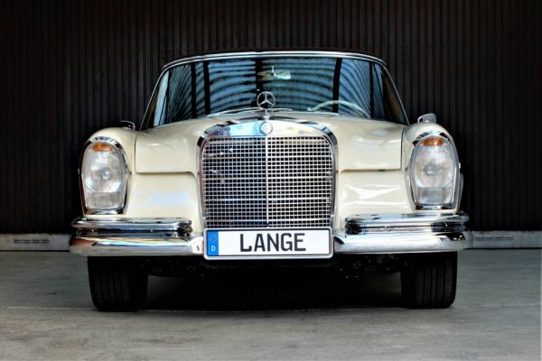 Mercedes-Benz 300 SE 1966 79177