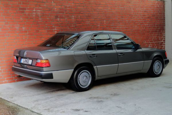 Mercedes-Benz 230 E 1991 79293