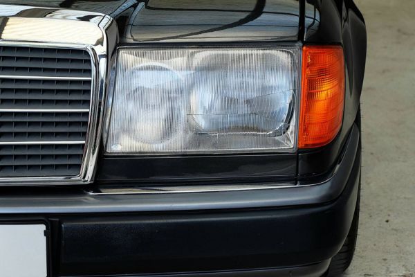 Mercedes-Benz 300 CE-24 1993 93822