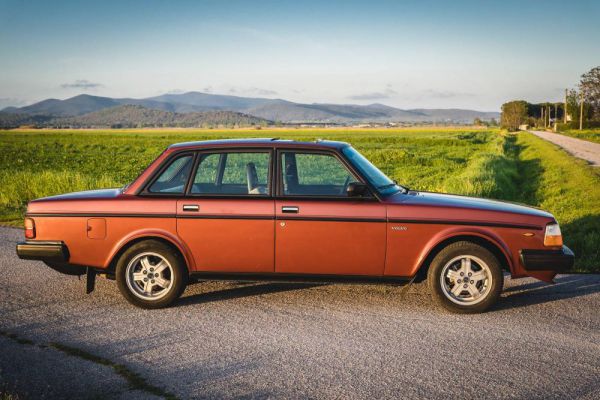 Volvo 240 Turbo 1982 87888