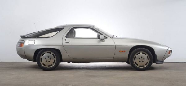 Porsche 928 S 1981