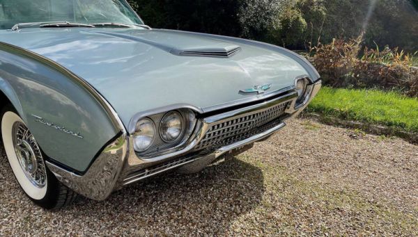 Ford Thunderbird 1962 98229