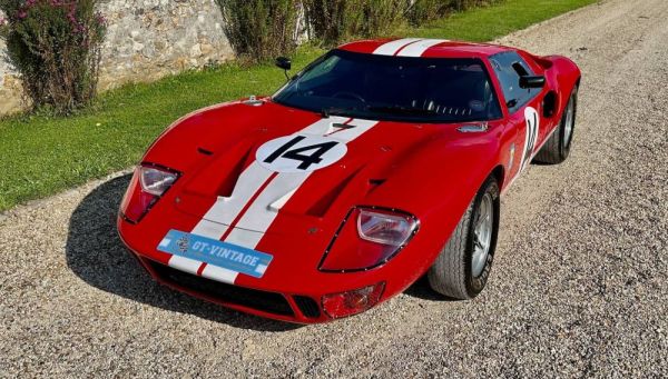 Ford GT40 1965 107570