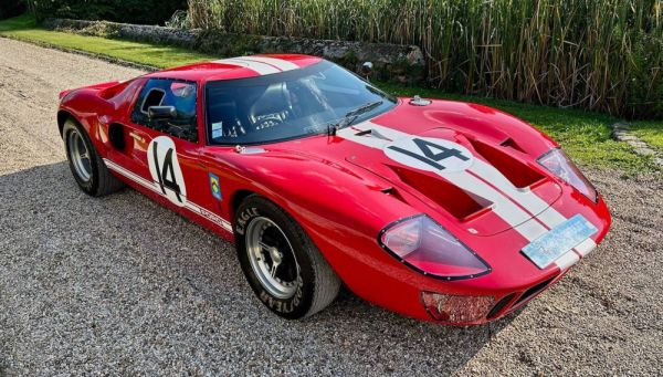 Ford GT40 1965 107574