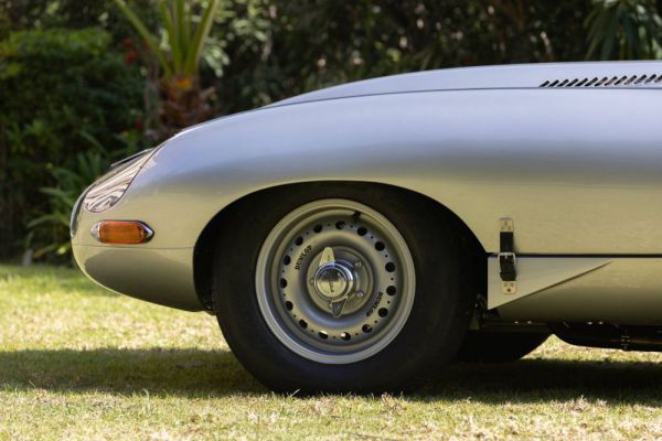 Jaguar E-Type 4.2 1967 67659