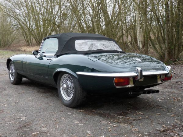 Jaguar E-Type V12 1972 31086