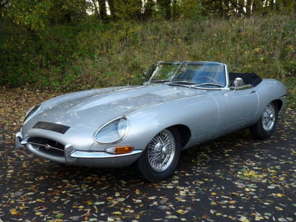 Jaguar E-Type 1968 61742