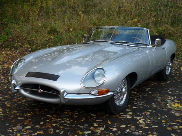 Jaguar E-Type 1968 61743